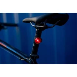 Incirca Lichtset, LED, Frontlicht 3 Funktionen 12 Lumen / R&uuml;cklicht 6 Lumen, Inkl. Halterung Und 2xCR2 -E-Bike Zubehör incirca lichtset led frontlicht 3 funktionen 12 lumen ruecklicht 6 lumen inkl halterung und 2xcr24