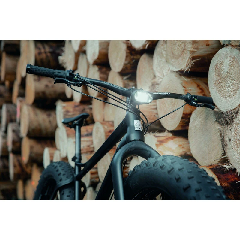 Supernova E-Bike Scheinwerfer M99 Mini PURE25, 5-13.5V DC, 450 Lm 150Lux, Aluminium Gehäuse, Kabellänge 1450mm / Power Connector / Bosch 5 Supernova E-Bike Scheinwerfer M99 Mini PURE25, 5-13.5V DC, 450 Lm 150Lux, Aluminium Gehäuse, Kabellänge 1450mm / Power Connector / Bosch – Bild 3