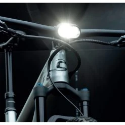 Supernova M99 MINI PROB54, Black Edition, Akkuscheinwerfer Fern- Und Abblendlicht Mit Bis Zu 1.600 Lm -E-Bike Zubehör supernova m99 mini prob54 black edition akkuscheinwerfer fern und abblendlicht mit bis zu 1600 lm4